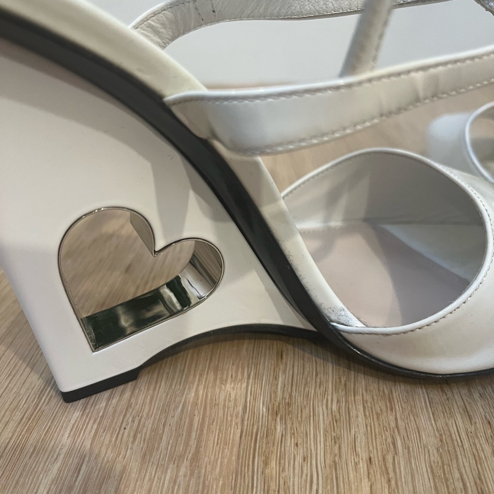 ✨Prada White Heart Heels✨ - Picture 11 of 16